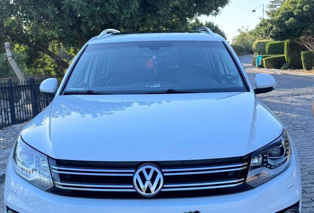 Volkswagen 2.0 TDI DPF 4Motion BlueMotion Technology CityScap