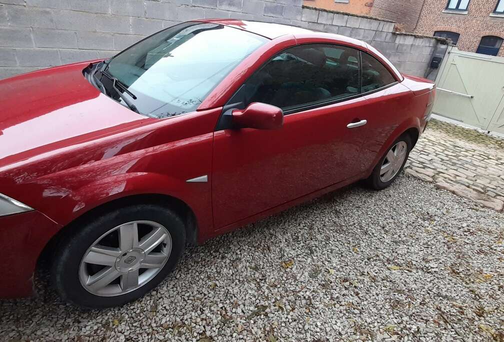 Renault Mégane CC 2.0i 16v Dynamique Confort
