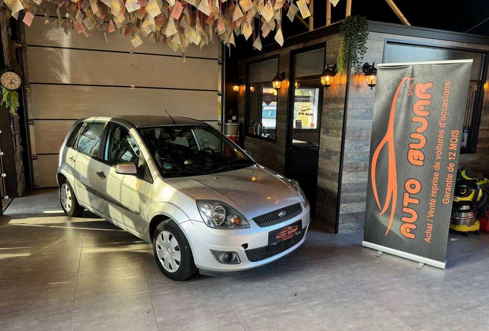 Ford Fiesta 1.4i 16v Trend