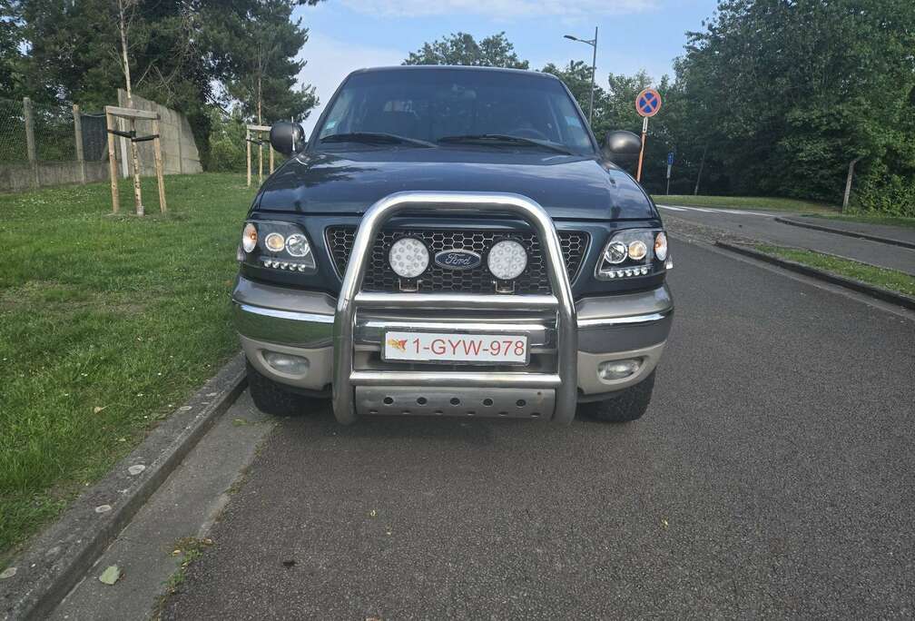 Ford 5.4i V8 Super Cab Lariat Flareside