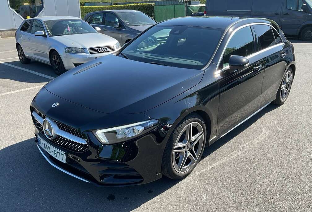 Mercedes-Benz A 180 AMG Line camera