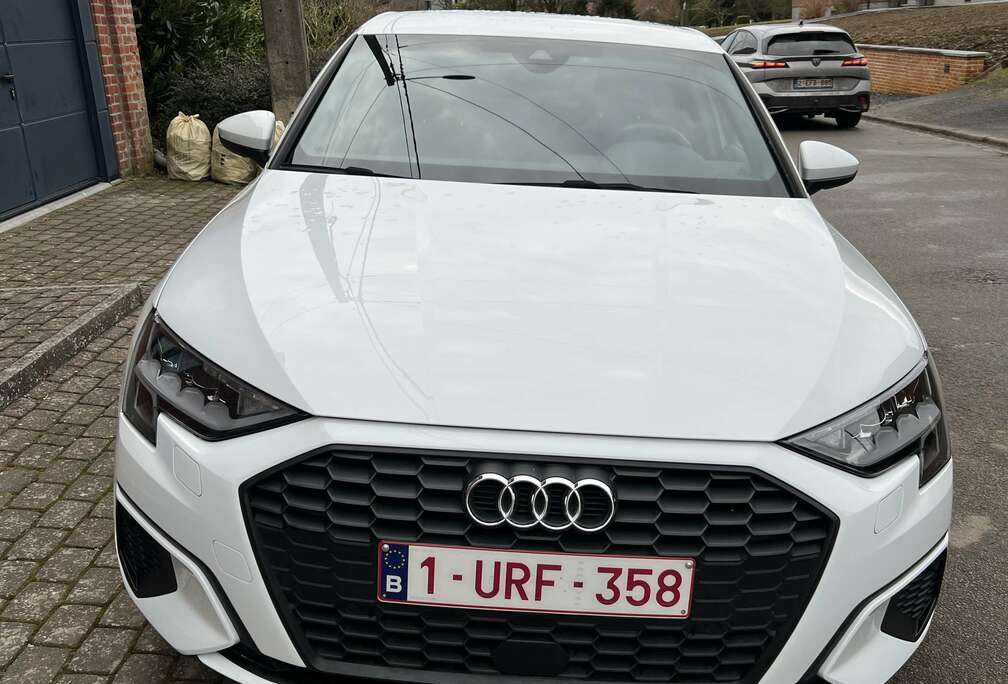 Audi Sportback 30 TFSI Business Edition Advanced S tron