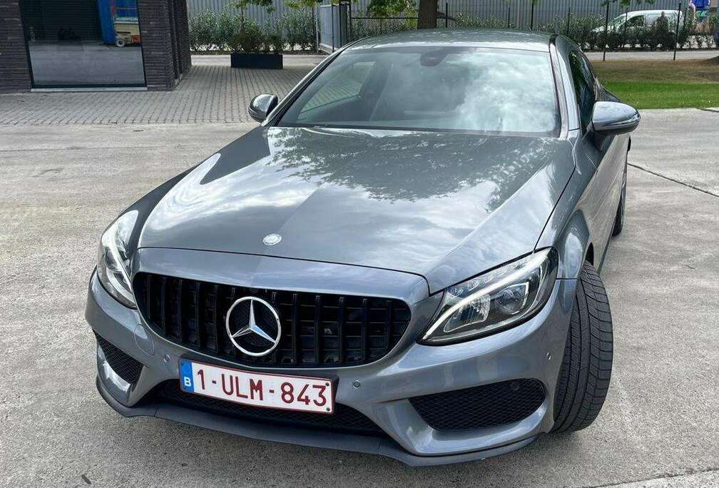 Mercedes-Benz C 180 Coupe AMG Line