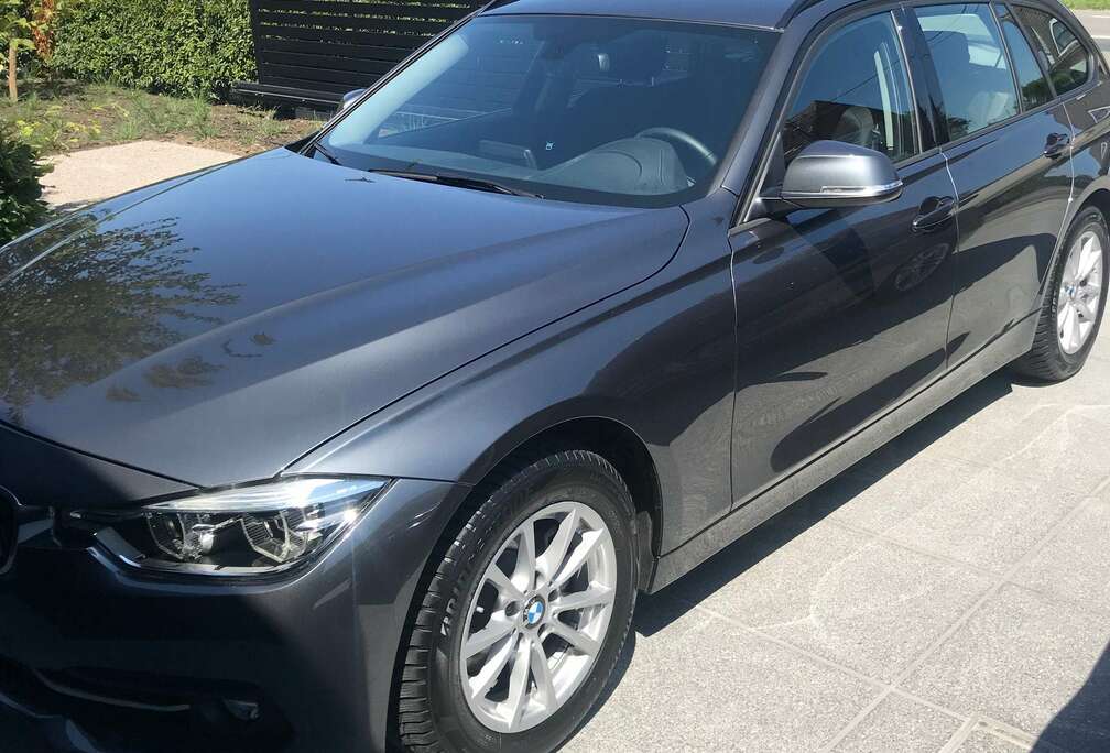 BMW 318i Touring Aut.