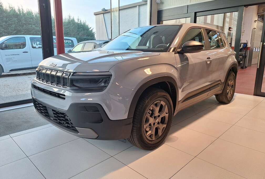 Jeep Avenger 1.2 T3 48V e-Hybrid Longitude