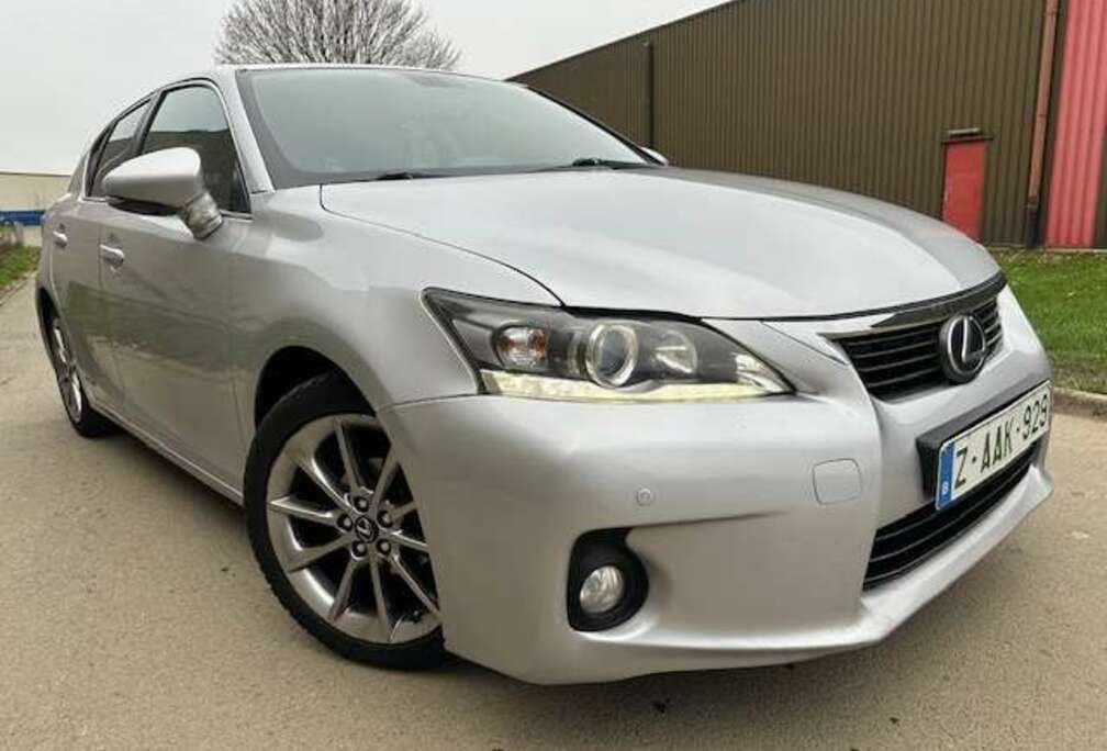 Lexus 1.8i Comfort Line E-CVT