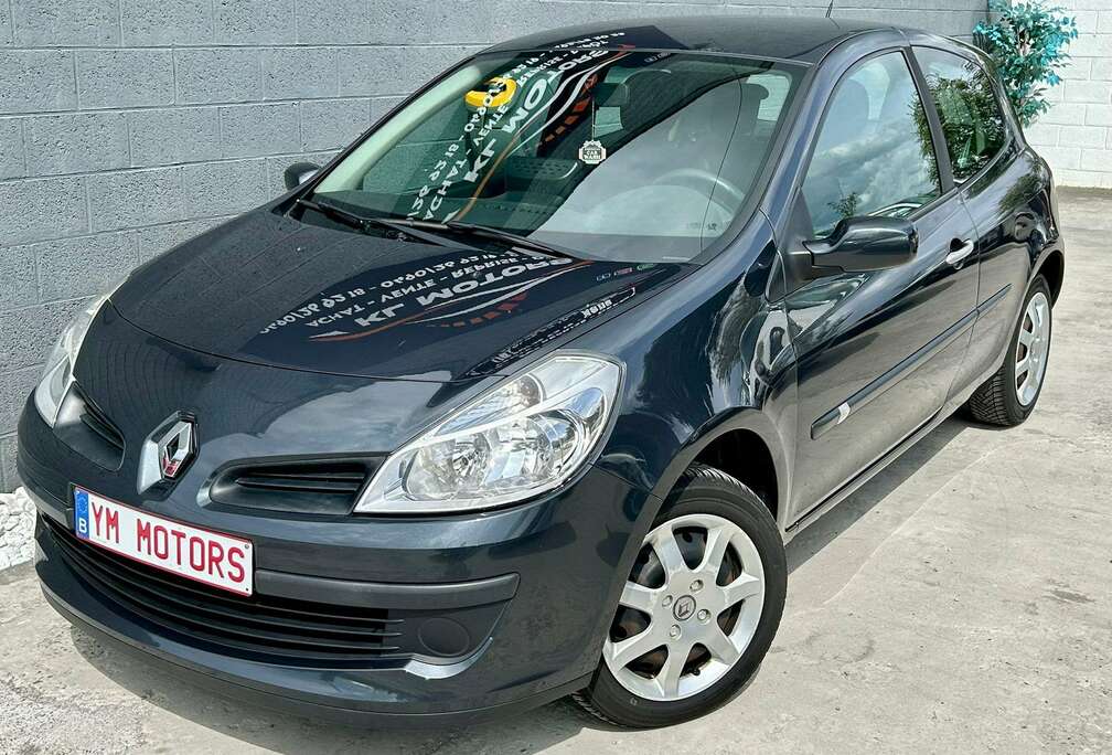 Renault Clio 1.2i 16v Community ** airco ** car paly **