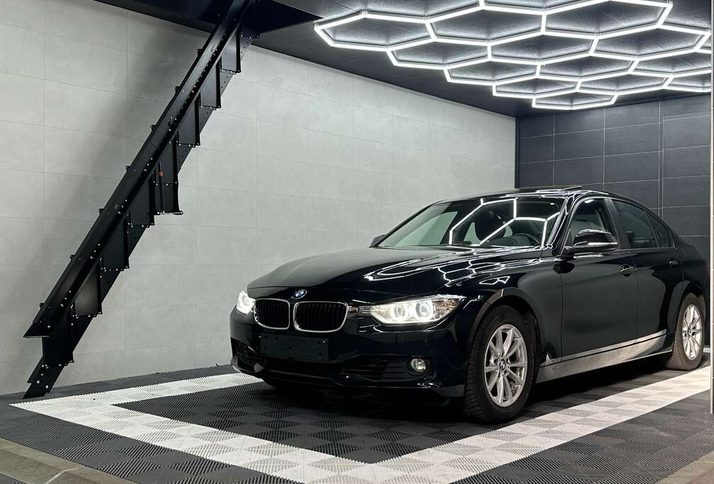 BMW 320iA * HEAD UP DISPLAY * GARANTIE 1 AN *