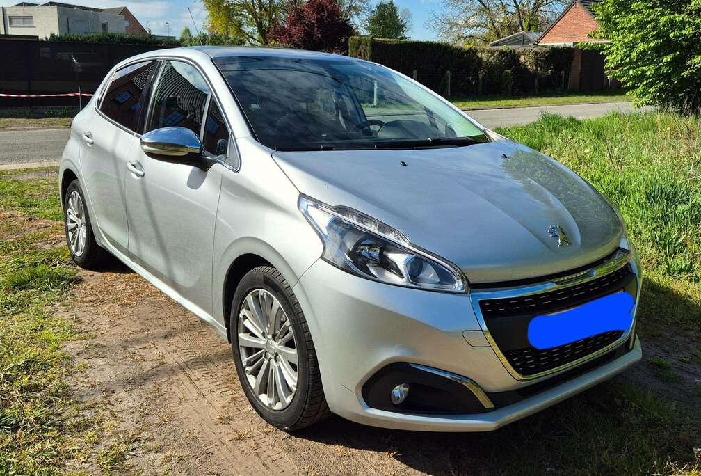 Peugeot 208 1.2 PureTech Allure S