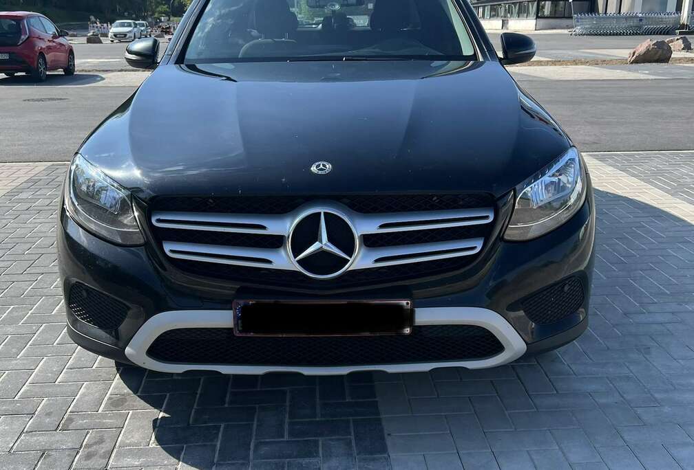 Mercedes-Benz d 4-Matic (EU6c)
