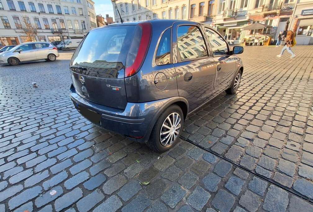 Opel 1.2i XEP 16v Essentia Easytronic