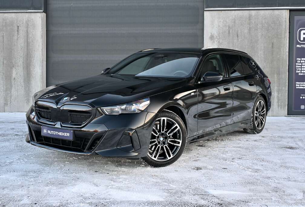 BMW 520i M Sport /Bruin leder/Pano/360/Trekhaak