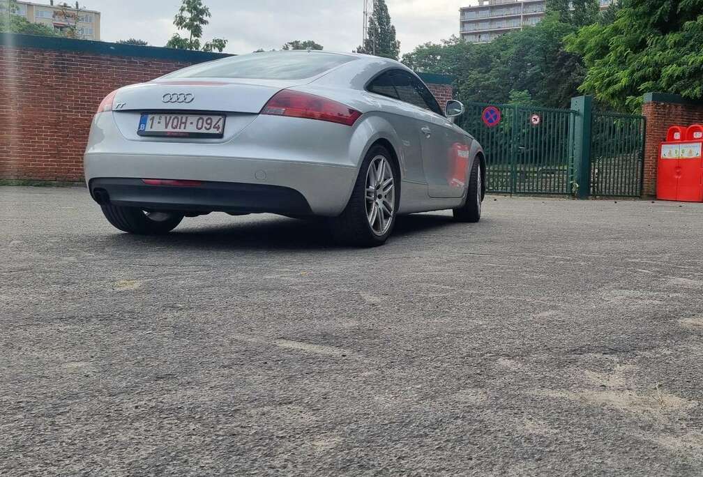 Audi 2.0 TFSI S line