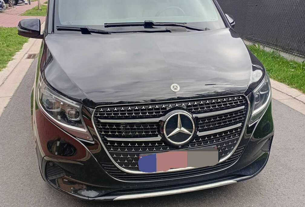 Mercedes-Benz d LWB Avantgarde (EU6AP)
