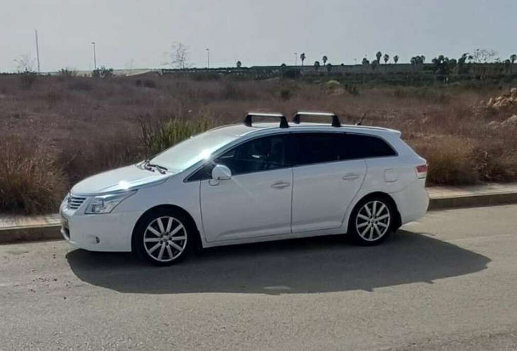 Toyota MC Break 150 D-4D Linéa TECHNO