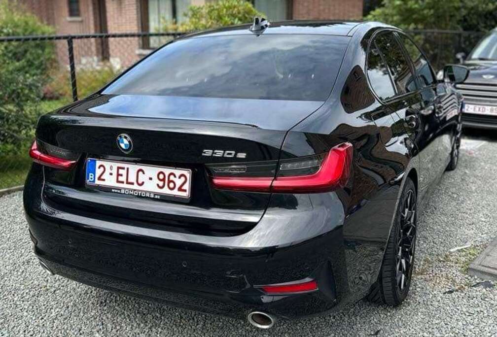 BMW 330eA Plug-In Hybrid