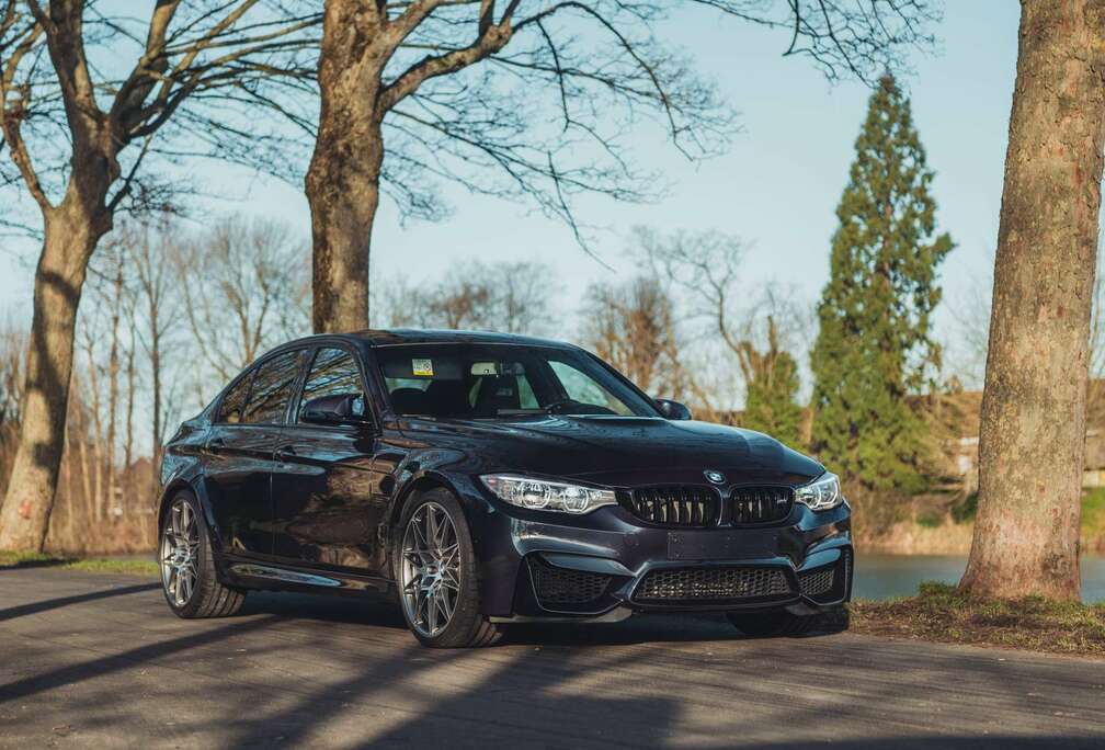 BMW M3 30 Jahre/ Macao Blue/ Perfect condition