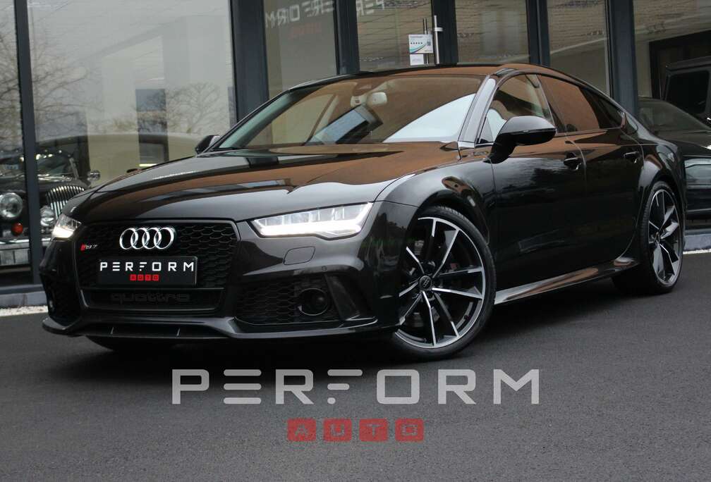 Audi 4.0TFSI PERFORMANCE*QUATTRO*BOSE*ADAPTIVE CRUISE*
