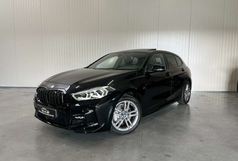 BMW 116iA M Sport Schuifdak Carplay Sfeerverlichting