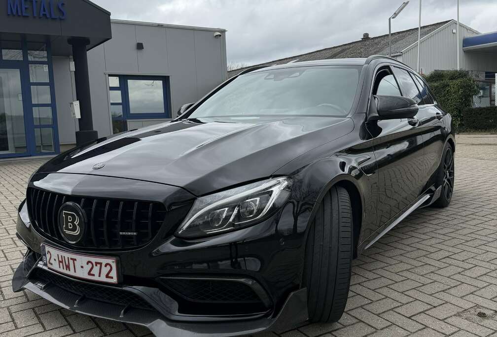 Mercedes-Benz Mercedes C63 Brabus Kit / Lichte Vracht