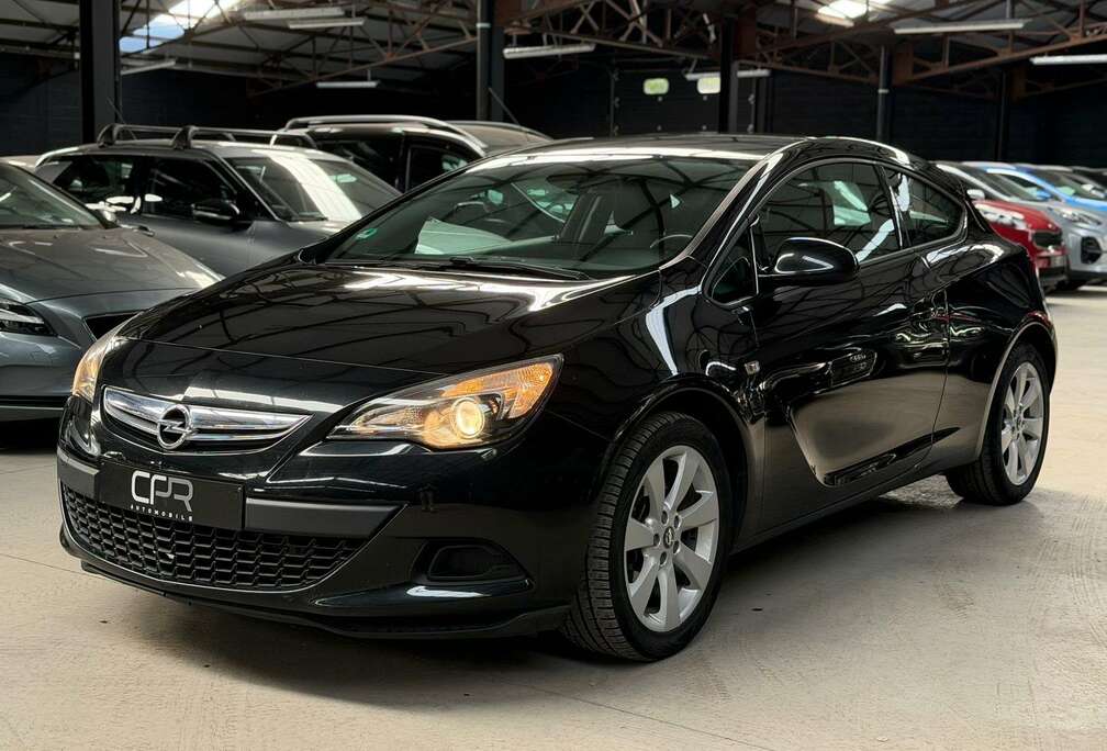 Opel GTC 1.4i * GPS * CLIM * BLUETOOTH * RADAR AR * CRUISE * GARANTIE