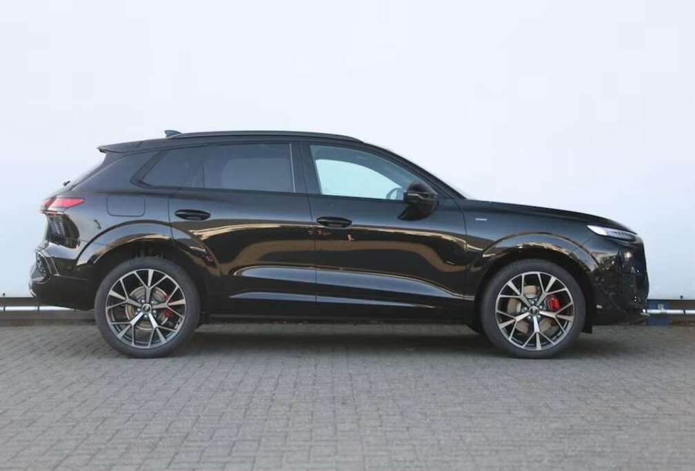 Audi NEW MODEL PLUG IN 272PK S-EDITION TECHPRO/HEAD/PAN