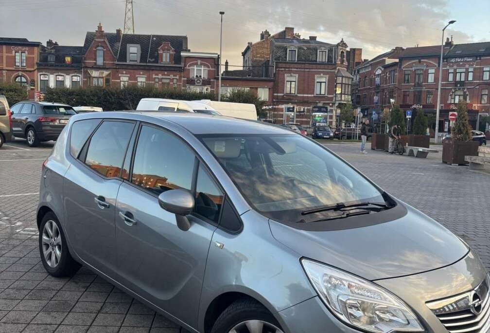 Opel 1.3 DT CDTi 16v Cosmo