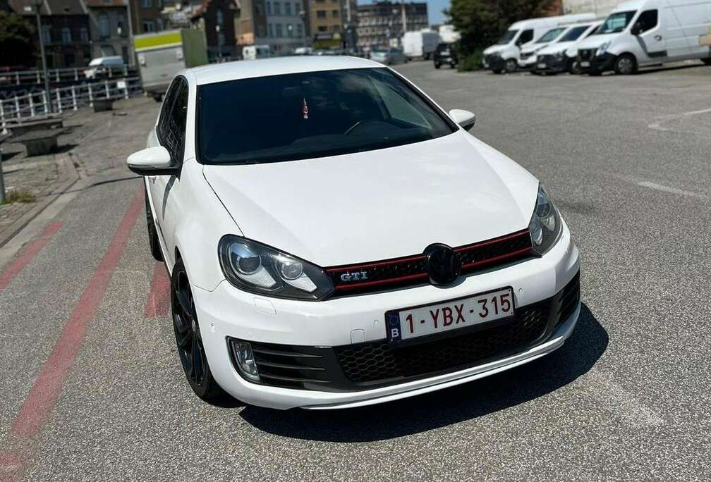 Volkswagen 2.0 TSI