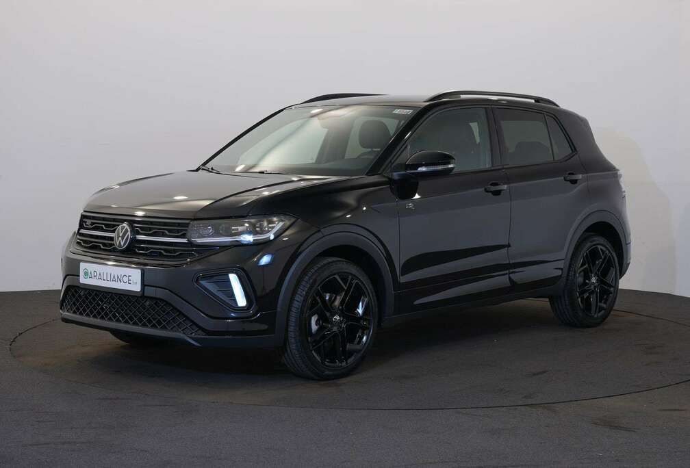 Volkswagen R-Line 1.0TSIDSGNAVIBlackStyleiQ.LightSgsChauf