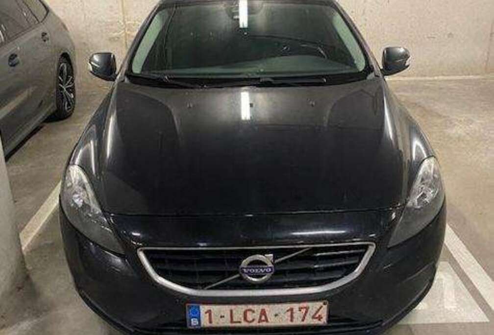 Volvo V40 D2