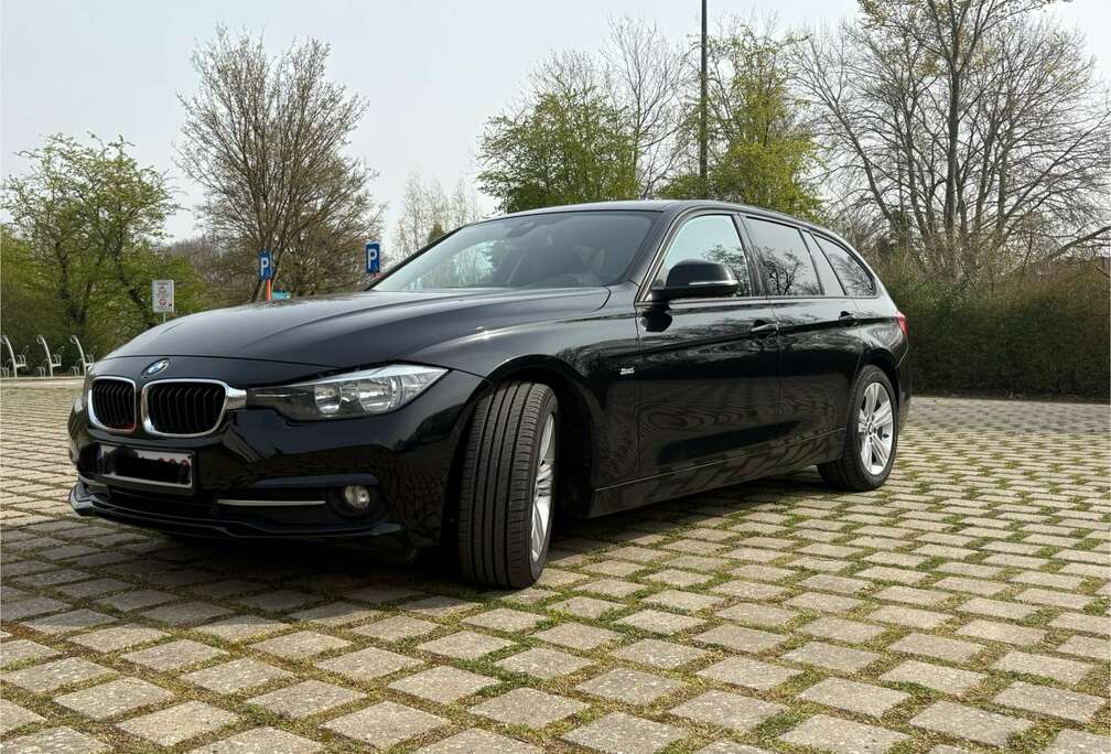 BMW 320d Touring Sport Line Head-Up
