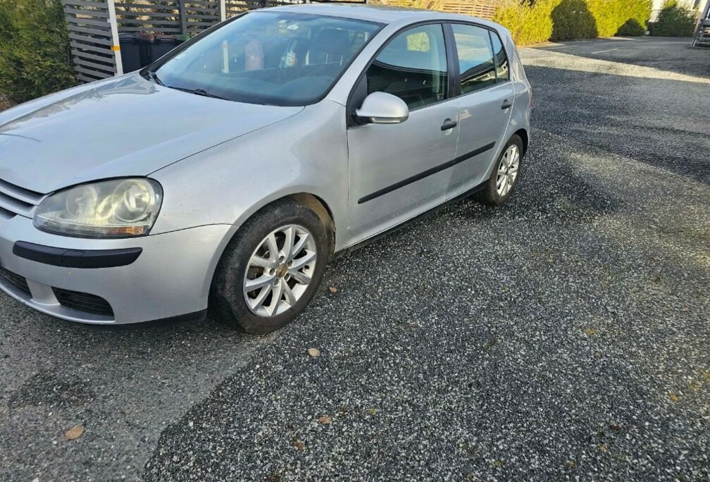 Volkswagen Golf 1.6 FSI Comfortline