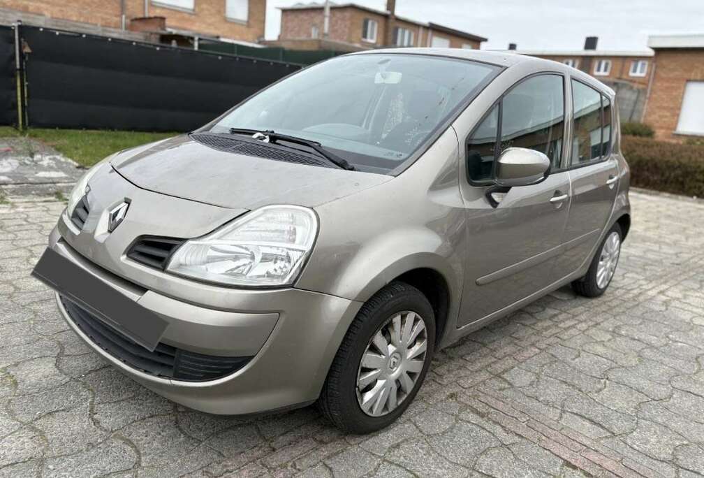 Renault 1.2 Benzine - 102.000 km - Airco (€2.800 GEKEURD)