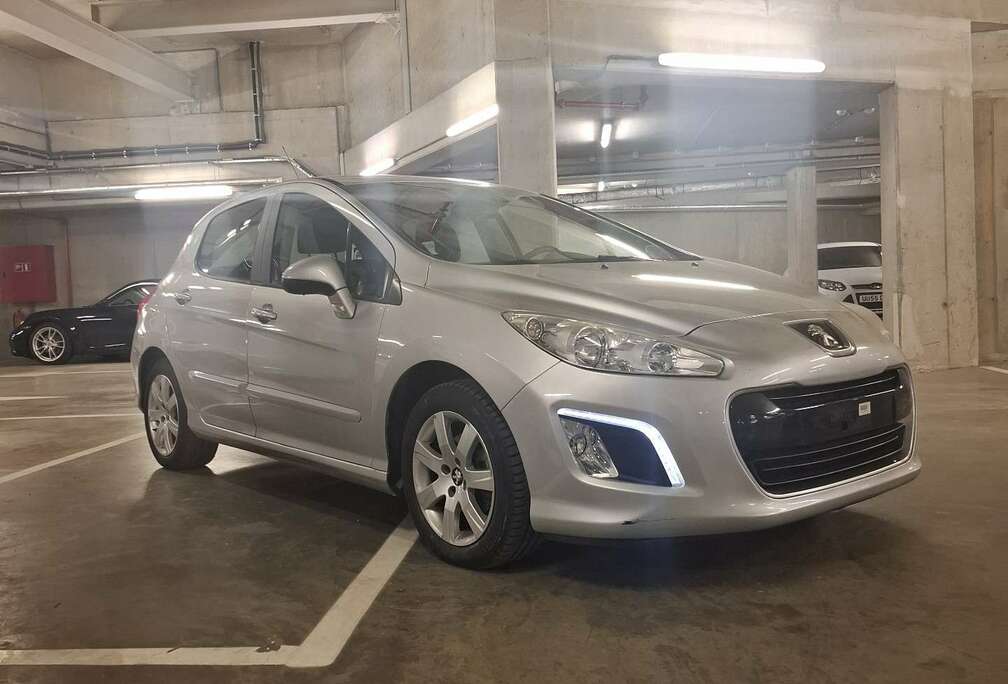Peugeot 1.6i Premium