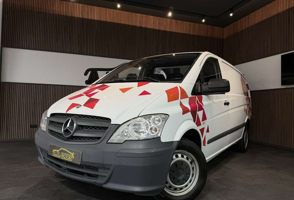 Mercedes-Benz 2.2 CDI - GARANTIE 12MOIS - TVA DÉDUCTIBLE