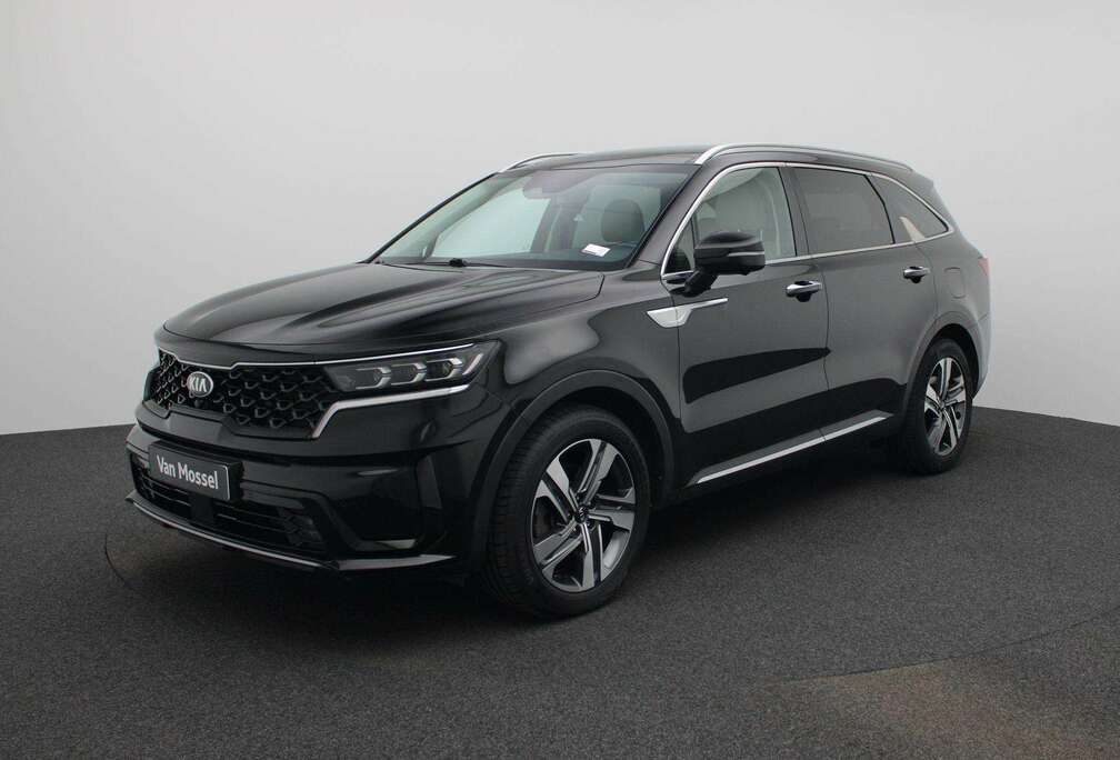 Kia Pace 1.6 PHEV 4WD AT