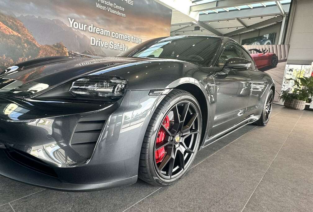 Porsche GTS Volcano Grey - Full Option - Prijs Zonder BTW