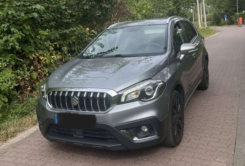 Suzuki S-Cross 1.4 Turbo Bjet 48V Hybrid GL+ /trekhaak/camera