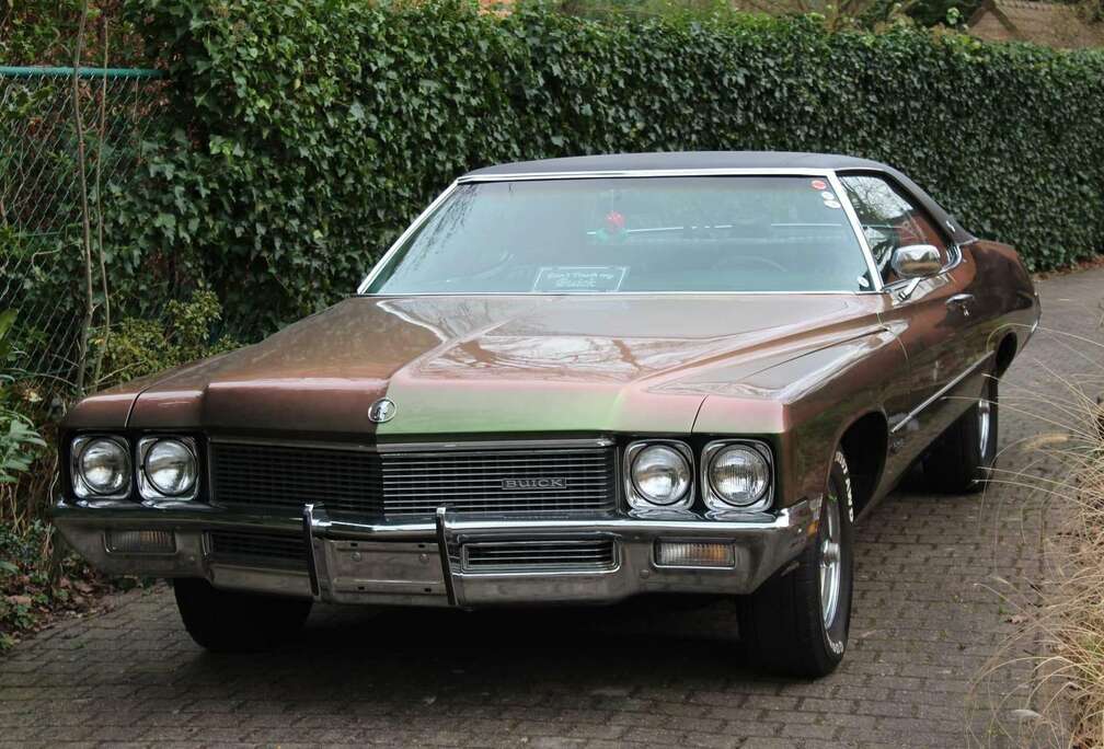 Buick centurion