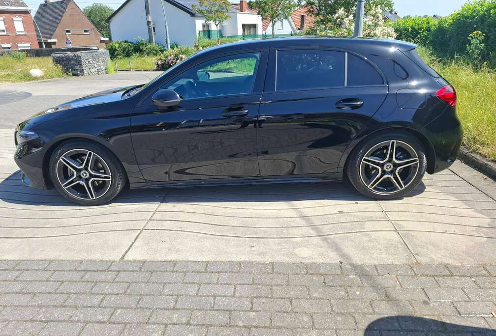 Mercedes-Benz A 180 edition 140 ans