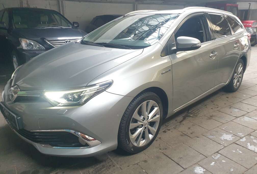 Toyota Auris SW HEV 1.8i HSD Business E-CVT (EU6.2)