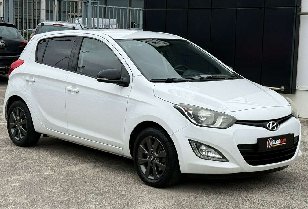 Hyundai 1.2 ESSENCE - AIRCO - CONTRLE TECHNIQUE OK