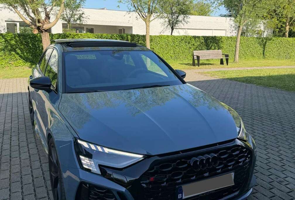 Audi Sportback 2.5 TFSI Quattro S tronic