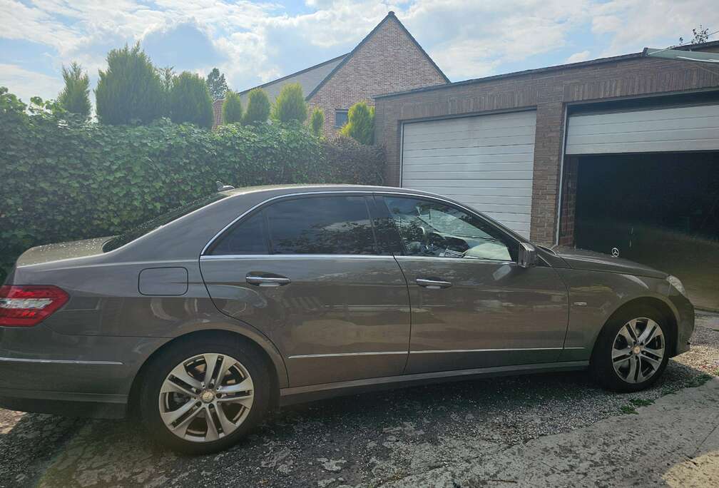 Mercedes-Benz E 350 4-Matic BE Elegance
