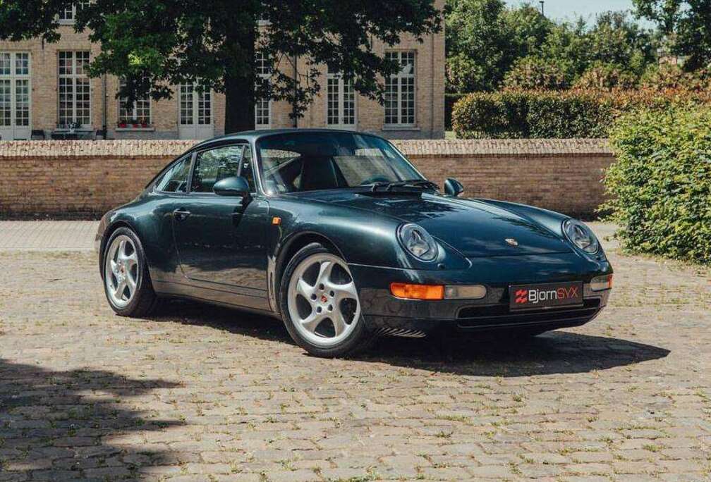 Porsche Carrera  Aventurine Green  6-Speed  Top Spec