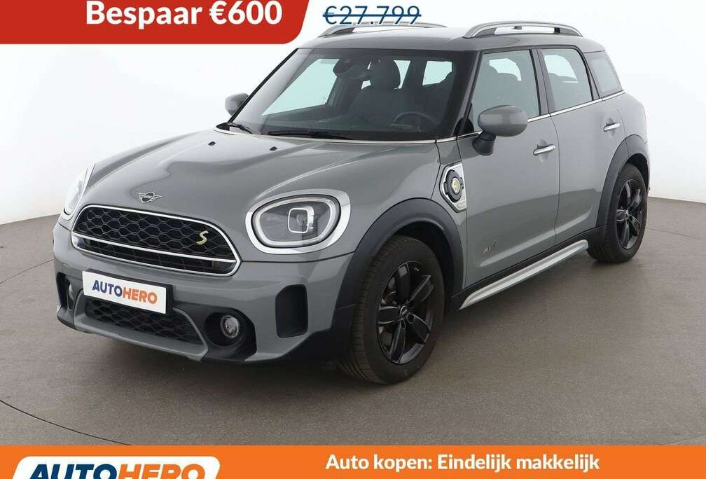 MINI Cooper S E Hybrid ALL4 Classic Trim