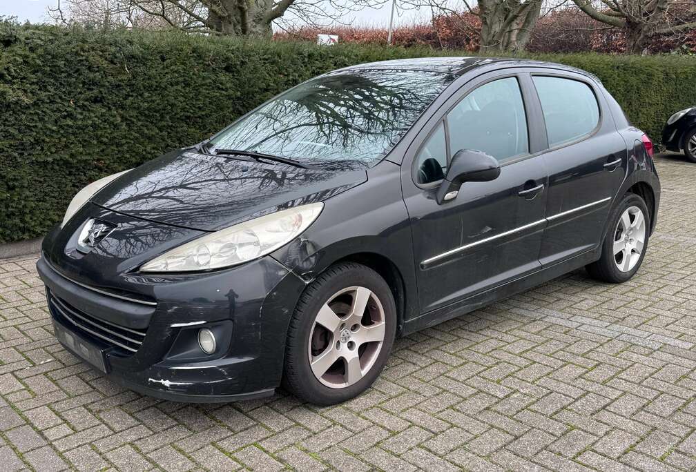 Peugeot 1.6 HDI  Airco  Handelaar  Marchand  Dealer
