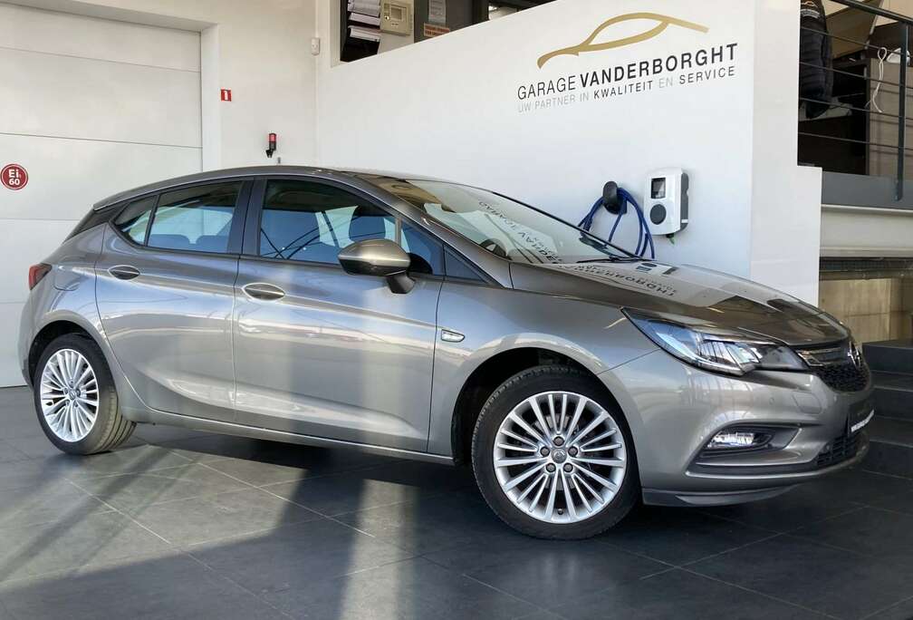 Opel COMFORT BENZINE -NIEUWE STAAT