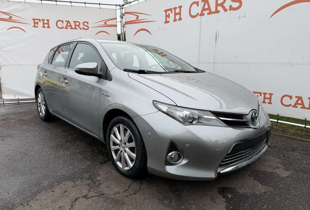 Toyota 1.8 VVT-i Hybrid Automatik Edition