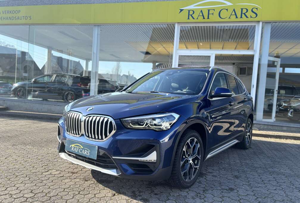 BMW X1 1.5iA sDrive18 / PANO / GARANTIE / CARPASS /